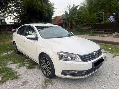 Volkswagen Passat TSI (CBU) in Bayan Lepas, PNG