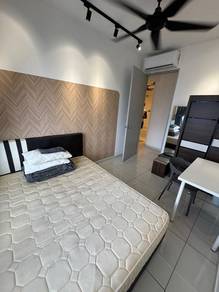 Service Residence For Rent in Kenwingston Platz