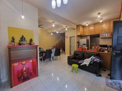 Townhouse For Sale in Kota Kemuning,SGR
