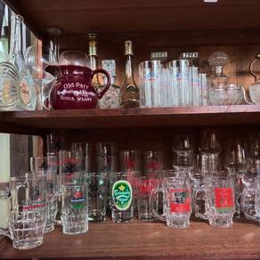 JOBLOT Vintage Glass Drinkware Set Antique Collect
