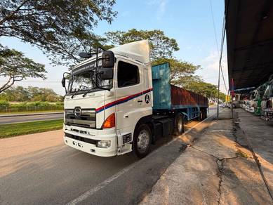 Recond Hino 700 E13C Prime Mover With 3 Axle Woode