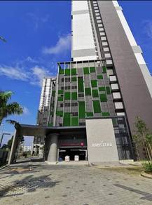 Condominium For Sale in The Hamstead
