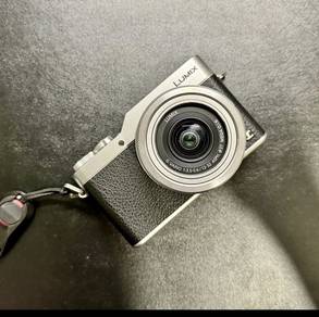 Lumix GF9 (40-150mm 40mm 12-32mm lens)