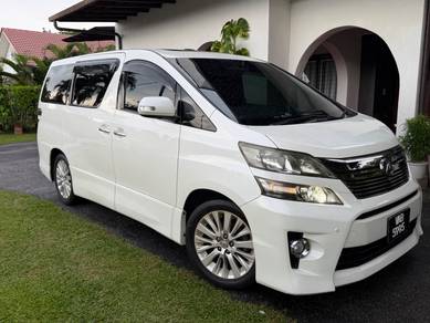 Toyota Vellfire Z in Bangi, SGR