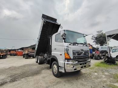 Hino 700 Steel Tipper 21 Feet