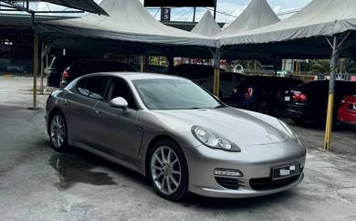 2010 Porsche Panamera 4