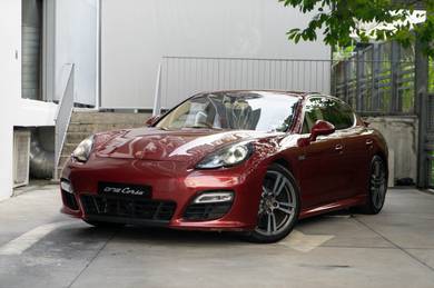 2012 Porsche Panamera TURBO S