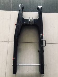 swing arm rs150