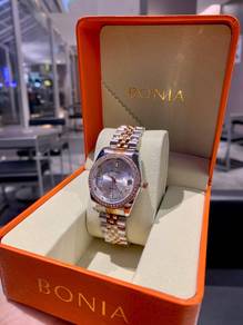 bonia bq plain watch