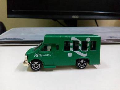 1999 Matchbox Chevy Transport Bus