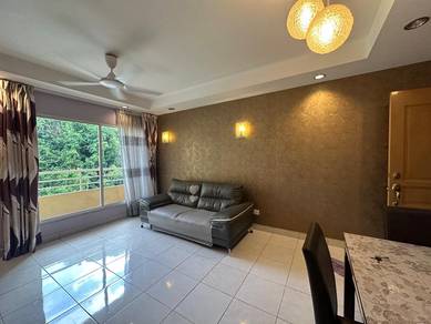 Condominium For Sale in Greenlane Park