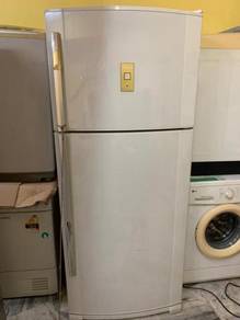 Fridge Sharp Freezer Refrigerator Peti Ais 2 Doors
