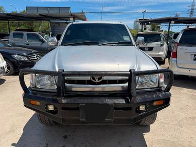 2004 Toyota Hilux SR TURBO
