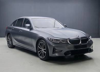 BMW 320i 20i SPORT in Cheras, KUL