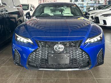 Lexus IS 300 F-SPORT in Johor Bahru, JHR