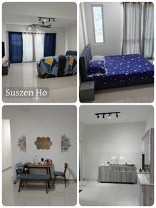 Condominium For Rent in Royale Infinity