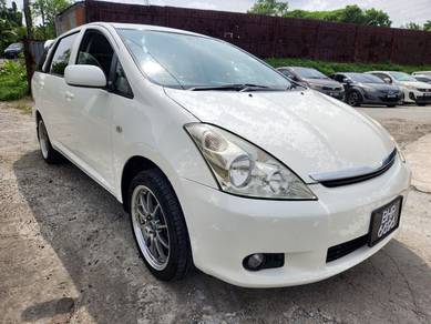 Toyota Wish TYPE S in Salak Selatan, KUL