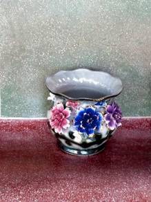 Flower pot