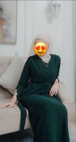 Qiszar – Emerald Green (Size S) 💚