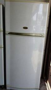 2 Pintu Refrigerator Ice Sharp Peti Sejuk Fridge