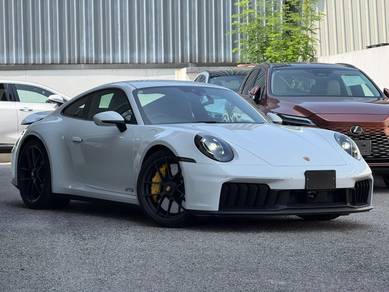 2025 Porsche 911 Carrera CARRERA 4 GTS