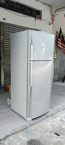 Sharp 2door fridge refrigerator 600L peti sejuk