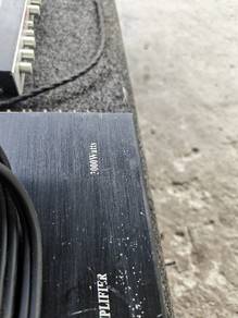10inc woofer with box, power amp 2000wats