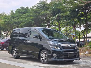 Toyota Vellfire Z GOLDEN EYES in Tampoi, JHR