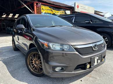 Honda Stream i-VTEC in Jalan Kuching, KUL
