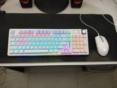 keyboard aula & mouse 