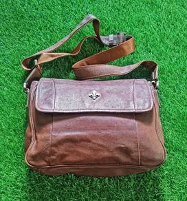 CountryHide Ori leather sling bag Country Hide