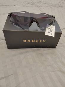 oakley cyber zero