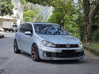 Volkswagen Golf GTi in OUG, KUL