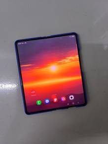 Samsung Galaxy Z Fold 4