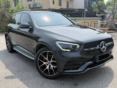 Mercedes Benz GLC300 300 4MATIC AMG LINE in Petaling Jaya, SGR