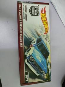 Hotwheels Car Culture Premium Box Set Datsun inclu