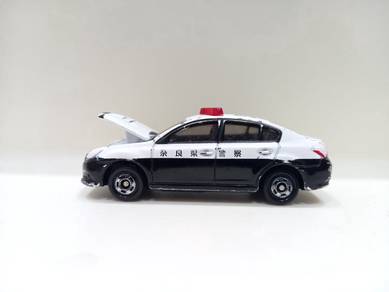 Tomica No. 112 Subaru Legacy B4  Police Patrol Car