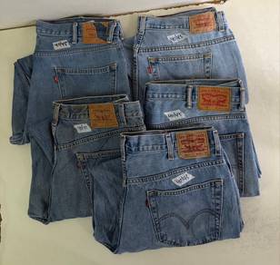 Levi’s Jeans sz 40 Combo.,,,