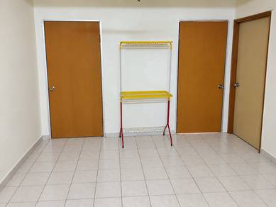 Room in Shah Alam, SGR