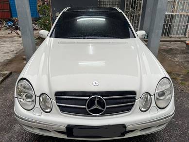 Mercedes Benz E200 200 K AVANTGARDE (CBU) in Rembau, NSN