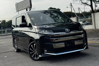 2022 Toyota Noah SZ