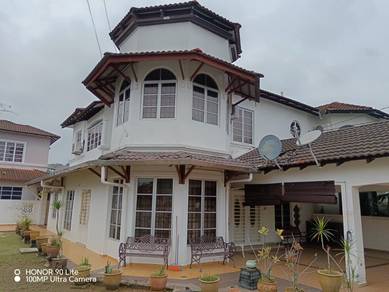 Semi-Detached House For Sale in Ayer Keroh,MLK