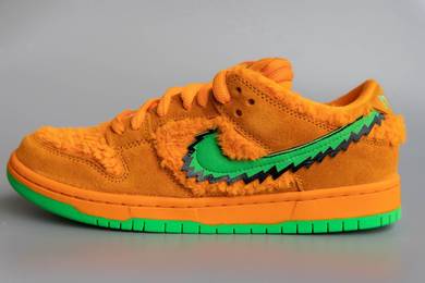 Nike SB Dunk Low Grateful Dead Bears Orange