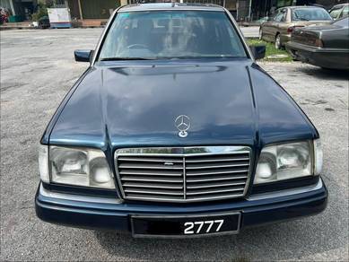 Mercedes Benz 230CE  in Ipoh, PRK