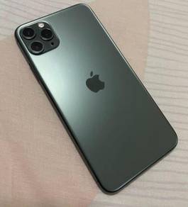 iPhone 11 pro MAX -256GB- with FREE iphone XR