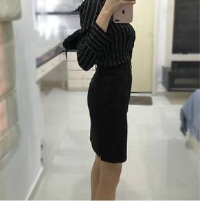 Elements black formal skirt