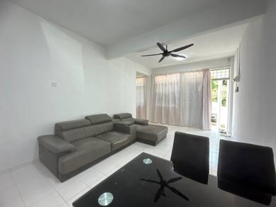 Apartment For Sale in Pangsapuri Taman Cheng Ria