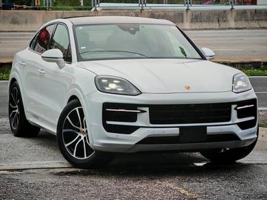 2023 Porsche Cayenne COUPE BASE