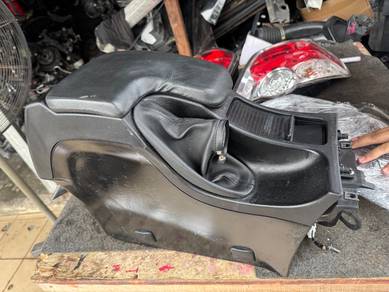 No 9-5-10 Alfa Romeo 159 Console Box