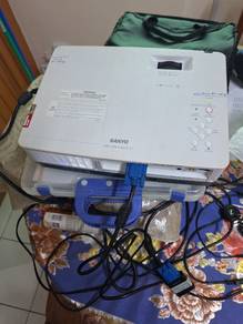 Sanyo xga projector 